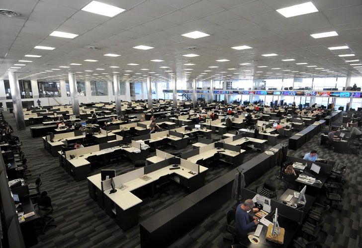 en 2013 comenzo a concretarse la construccion del edificio de la editorial perfil en barracas 1015 g8